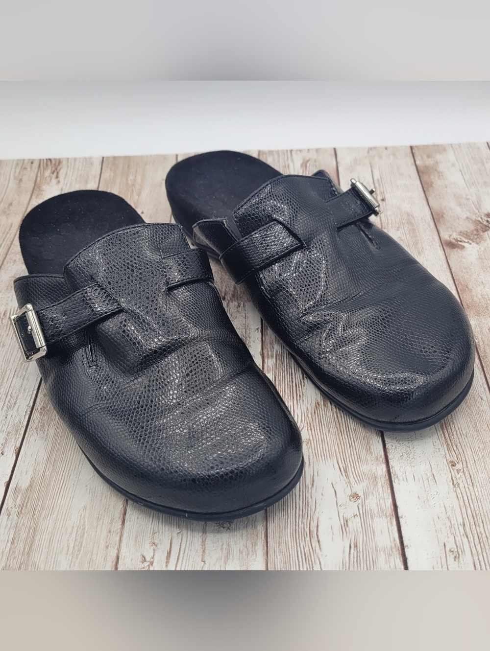 Vionic Mallory Black Faux Snakeskin Mules Clogs Loafers Women's Size 8